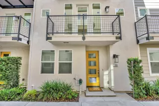 Photo #2: 225139321 Listing