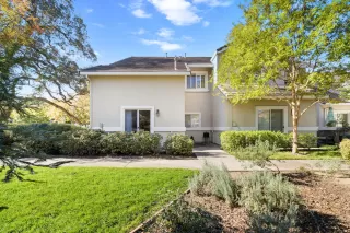 Photo #1: 225139817 Listing