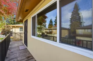 Photo #4: 225140062 Listing