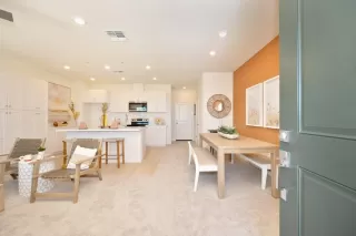 Photo #3: 225140219 Listing