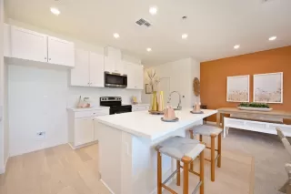 Photo #6: 225140219 Listing