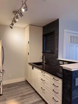 Photo #6: 225140758 Listing