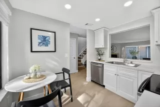 Photo #4: 225141071 Listing 