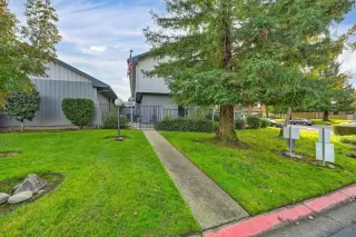 Photo #2: 225141094 Listing