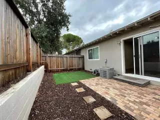 Photo #1: 225141643 Listing 