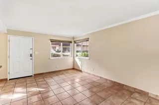 Photo #6: 225141841 Listing