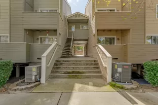 Photo #5: 225141845 Listing