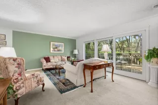 Photo #2: 225141857 Listing 