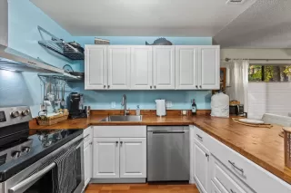 Photo #6: 225142128 Listing