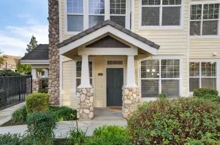 Photo #1: 225142397 Listing