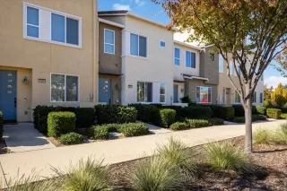 Photo #2: 225142534 Listing 