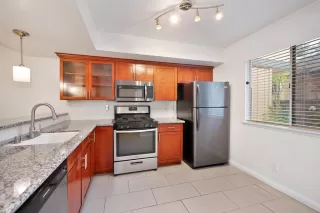 Photo #6: 225142708 Listing