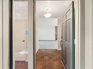 Photo #3: 225142858 Listing 