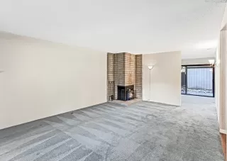 Photo #6: 225142858 Listing 