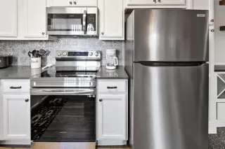 Photo #1: 225143402 Listing