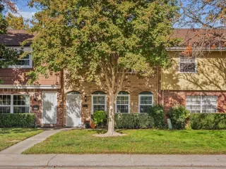 Photo #3: 225143773 Listing