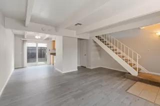 Photo #3: 225144020 Listing