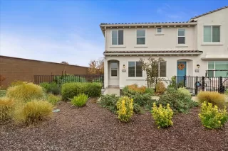 Photo #3: 225144133 Listing