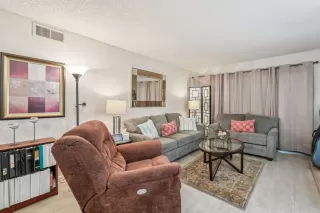 Photo #2: 225145021 Listing 