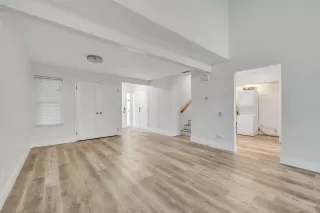 Photo #2: 225145326 Listing