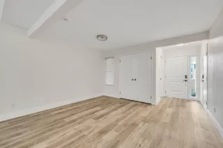 Photo #4: 225145326 Listing