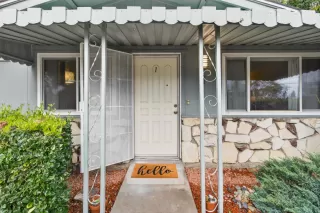 Photo #2: 225145470 Listing