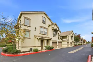 Photo #2: 225145494 Listing 