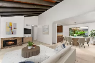 Photo #4: 225145694 Listing