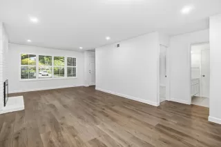 Photo #4: 225145914 Listing