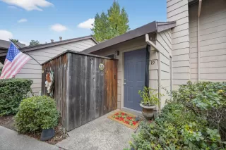 Photo #5: 225146098 Listing 