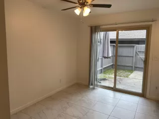 Photo #5: 225146269 Listing