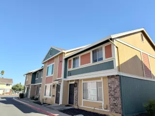 Photo #1: 225146415 Listing 