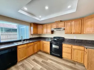 Photo #2: 225146415 Listing 