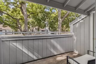 Photo #6: 225146667 Listing 