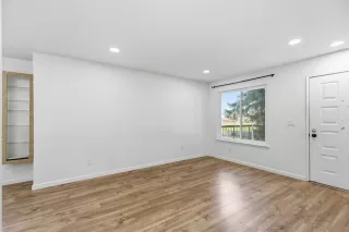 Photo #5: 225146798 Listing 