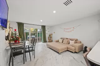 Photo #1: 225147122 Listing 