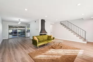 Photo #1: 225147237 Listing 