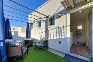 Photo #2: 225147256 Listing