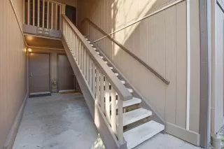 Photo #3: 225147265 Listing