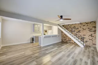 Photo #4: 225148256 Listing 