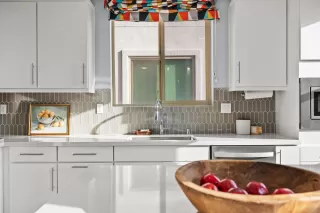 Photo #5: 225149053 Listing