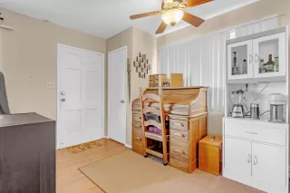 Photo #5: 225149355 Listing 