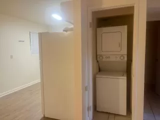 Photo #4: 225149608 Listing