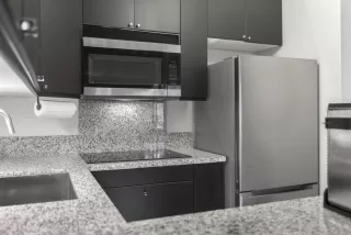 Photo #4: 225150006 Listing