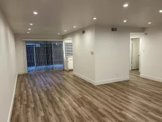 Photo #2: 225150162 Listing