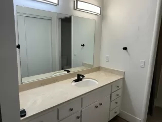 Photo #6: 225150162 Listing