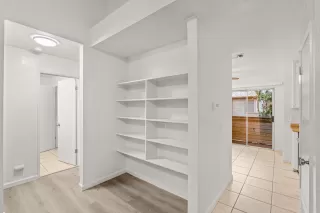 Photo #5: 225150185 Listing