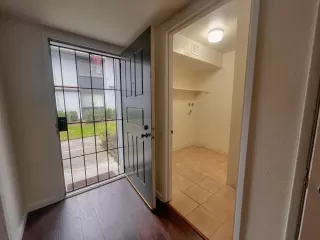 Photo #2: 225150614 Listing