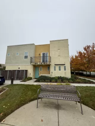 Photo #2: 225151452 Listing