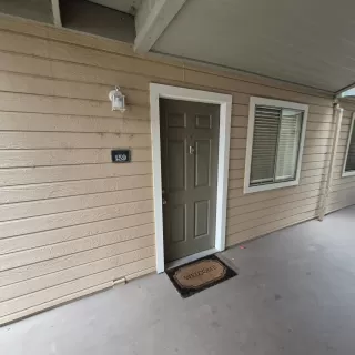 Photo #4: 225151624 Listing